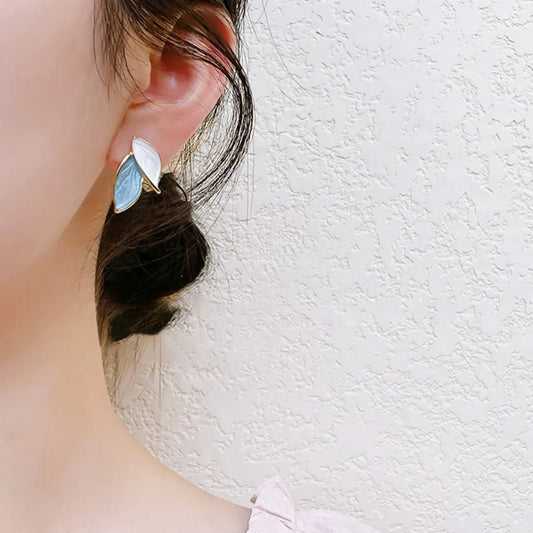 Boucles d'oreilles simples rétro bleu blanc feuille