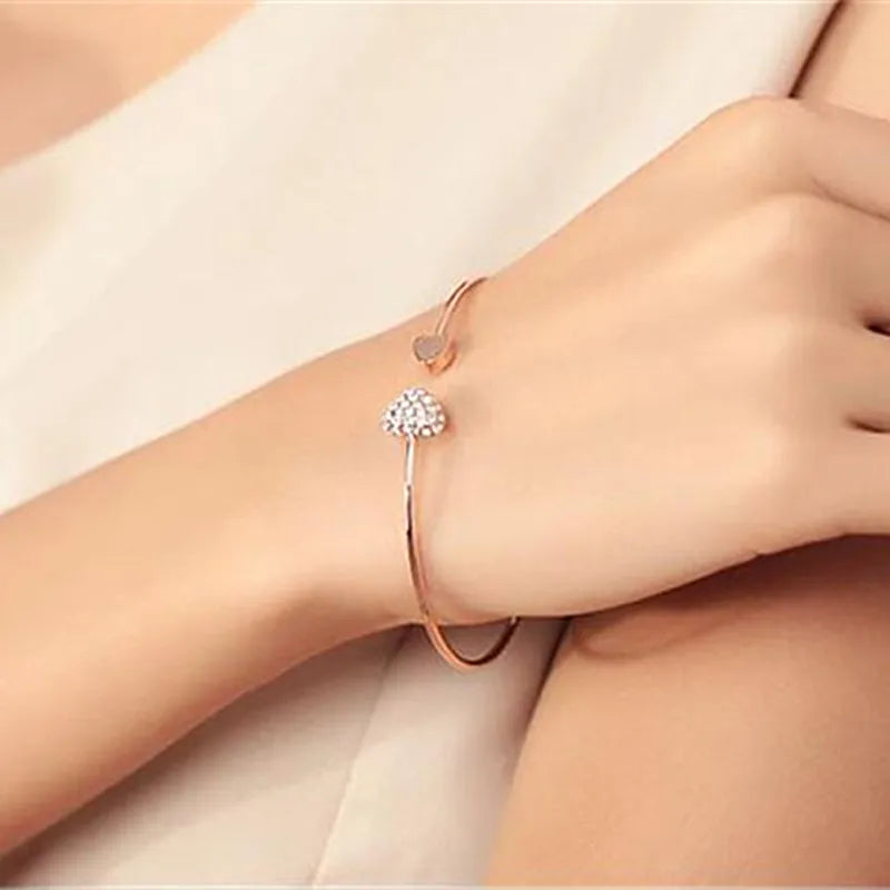 Charm Bracelet Bangles Bijoux Fashion Love With Heart-Shaped Crystal Bracelet Double Opening Accessories Wholesales